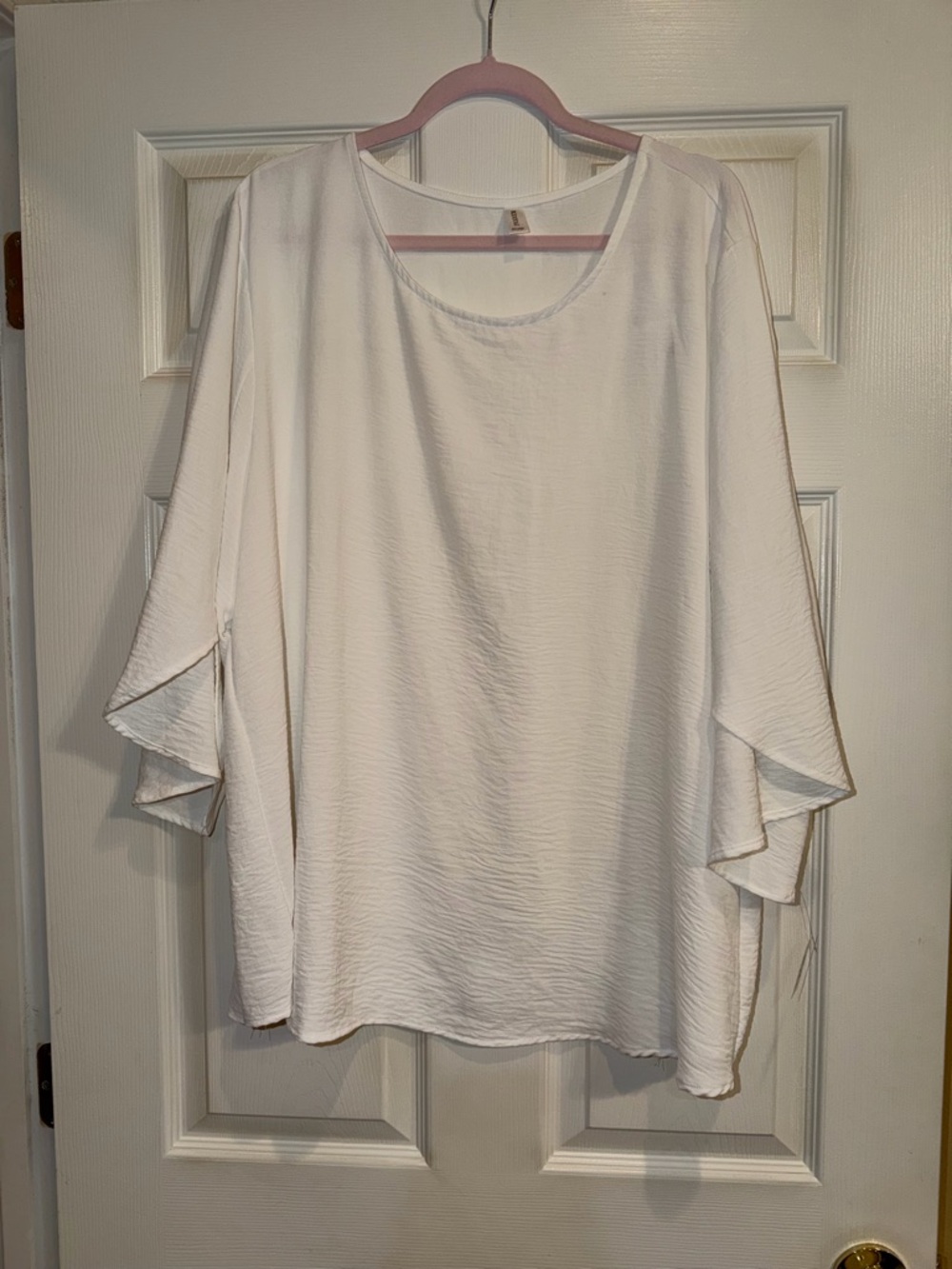 Women's White Draped Scoop-Neck Blouse. EUC
